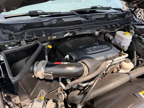 Used 2018 RAM 2500 Big Horn w/ Sport Appearance Group AWD/4WD image 41