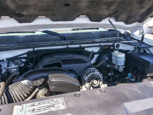 Used 2010 Chevrolet Silverado 1500 W/T w/ Skid Plate Package AWD/4WD image 22