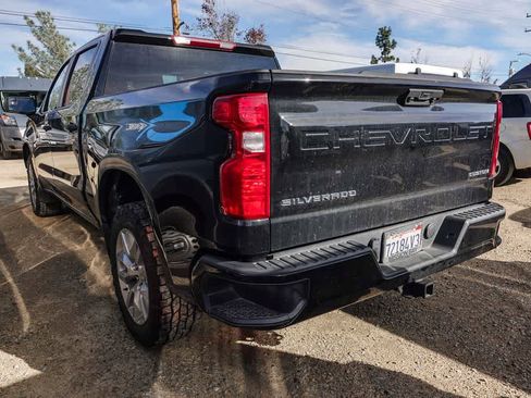 Used 2023 Chevrolet Silverado 1500 Custom image 17