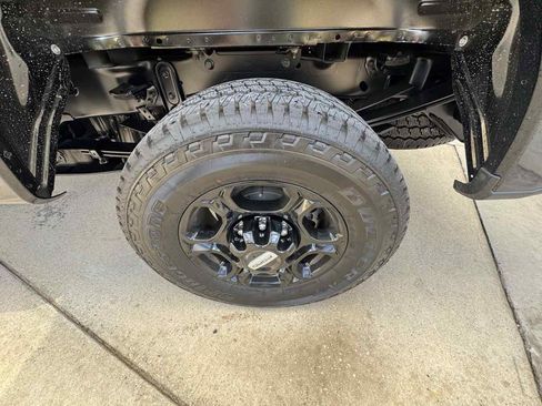 Used 2024 Ford F250 XL w/ STX Appearance Package image 40