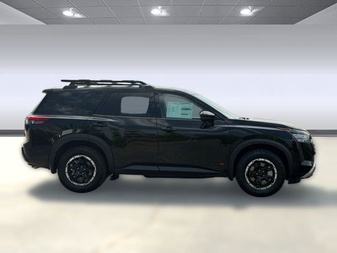 New 2026 Nissan Pathfinder Rock Creek AWD/4WD image 8