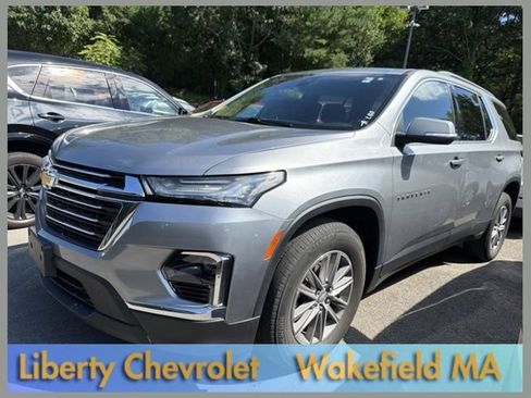 Used 2023 Chevrolet Traverse LT AWD/4WD image 1