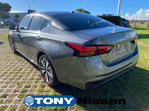 Used 2022 Nissan Altima 2.5 SV FWD image 5