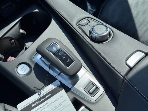 New 2025 INFINITI QX50 Luxe image 12