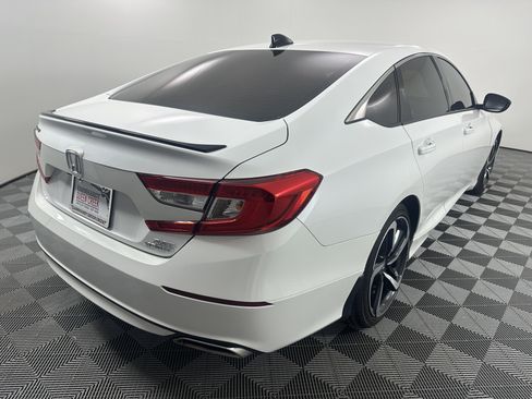 Used 2022 Honda Accord Sport image 5