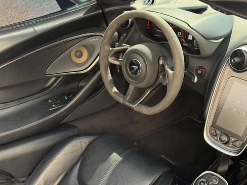 Used 2019 McLaren 570S Spider image 47