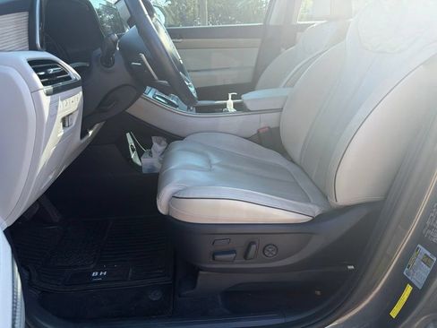 Used 2021 Hyundai Palisade Limited FWD image 13