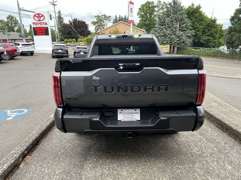 Used 2024 Toyota Tundra Platinum AWD/4WD image 6