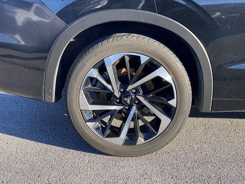 Used 2023 Mitsubishi Outlander SEL image 9