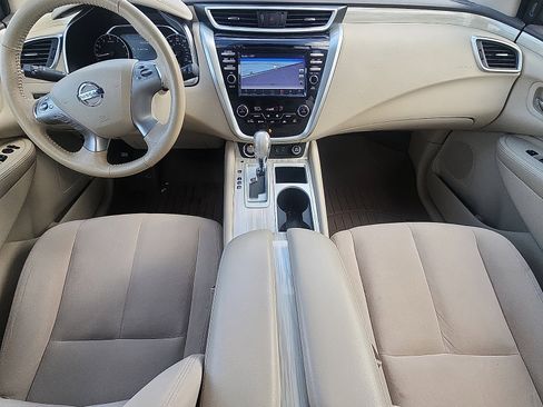 Used 2018 Nissan Murano SV image 9