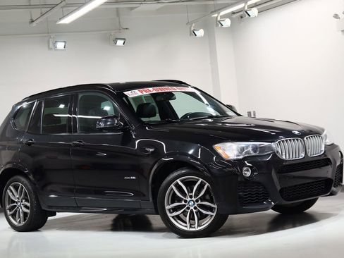 Used 2017 BMW X3 xDrive35i image 2