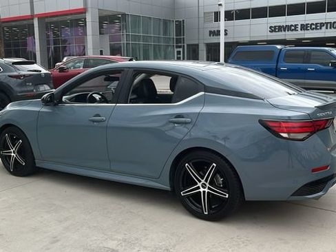 Used 2024 Nissan Sentra SR w/ SR Premium Package FWD image 23