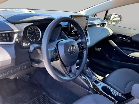 Certified 2022 Toyota Corolla LE w/ LE Convenience Package FWD image 17