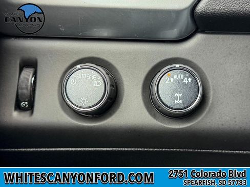 Used 2019 Chevrolet Tahoe LT AWD/4WD image 17