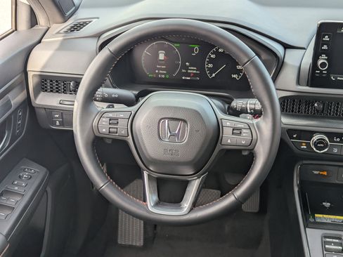 Used 2025 Honda CR-V Sport-L image 17
