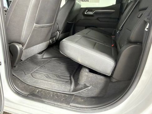 Used 2022 GMC Sierra 1500 SLT image 21
