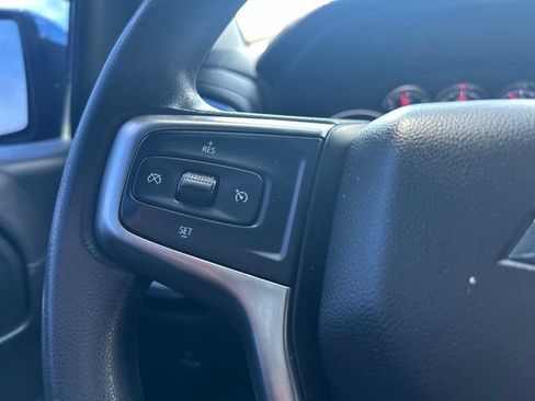 Used 2020 Chevrolet Silverado 1500 LT AWD/4WD image 20