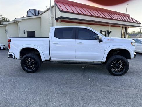 Used 2019 Chevrolet Silverado 1500 RST w/ All-Star Edition AWD/4WD image 2