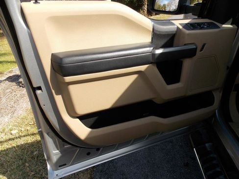 Used 2018 Ford F250 XLT image 26