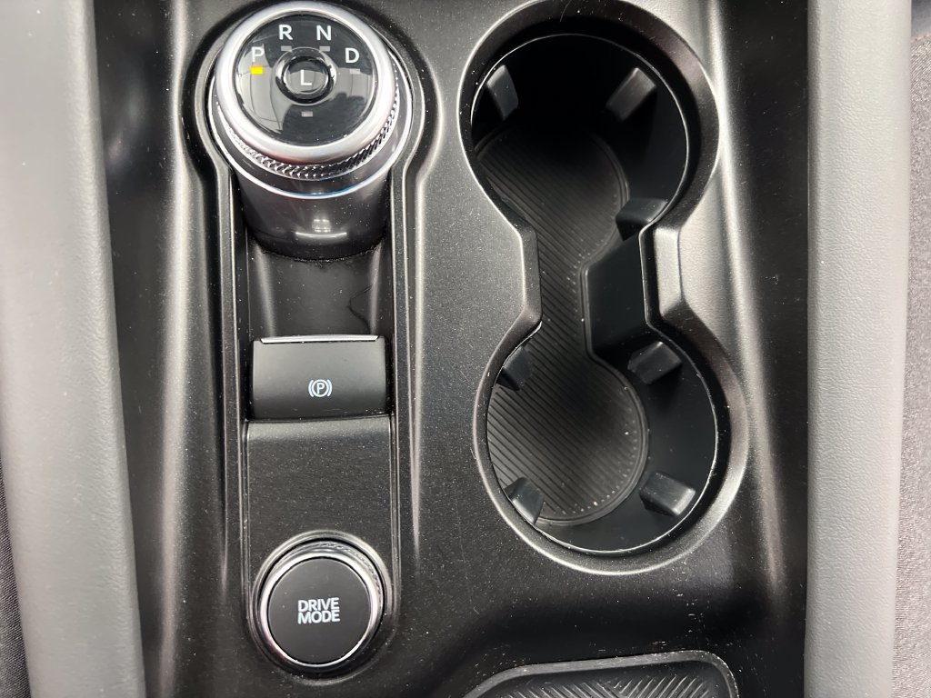 Used 2025 Ford Explorer Active AWD/4WD image 52