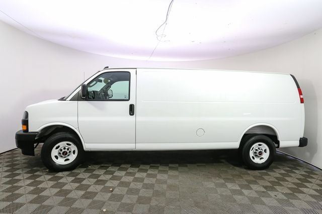 Used 2025 GMC Savana 3500 Extended w/ Driver Convenience Package RWD image 6