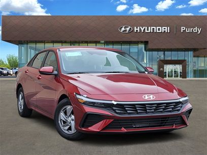 New 2025 Hyundai Elantra SE