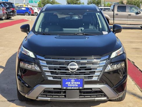 Used 2026 Nissan Rogue SL FWD image 3
