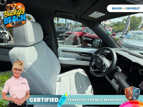 Used 2026 Chevrolet Suburban Premier w/ Sun And Tow Package RWD image 26