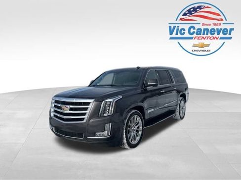 Used 2018 Cadillac Escalade ESV Luxury image 1