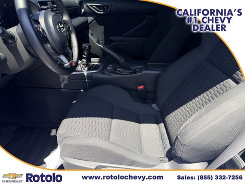 Used 2024 Toyota GR86 RWD image 12