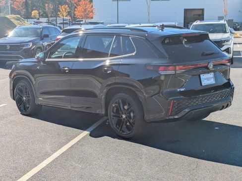 New 2026 Volkswagen Tiguan SE R-Line image 6