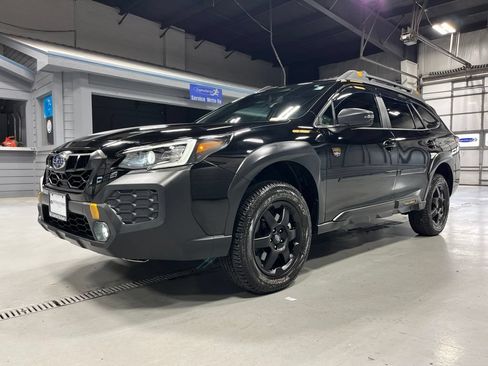 Certified 2025 Subaru Outback Wilderness AWD/4WD image 4