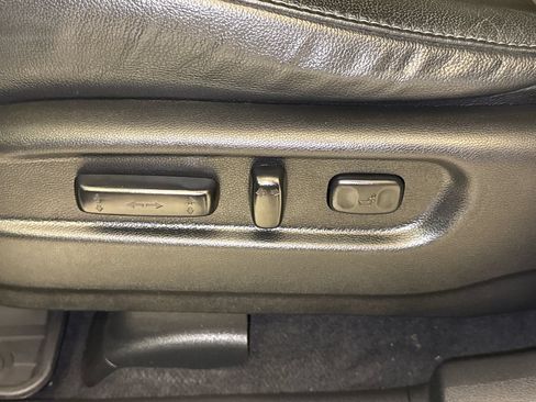 Used 2022 Honda Pilot Touring image 24