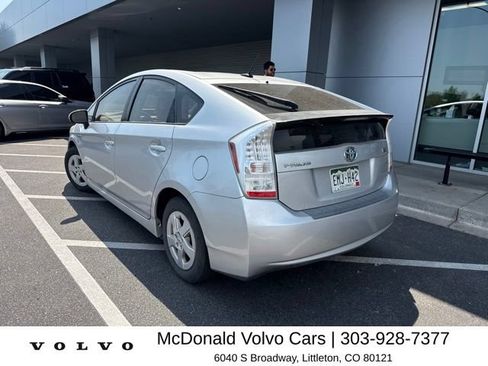 Used 2010 Toyota Prius Two FWD image 2