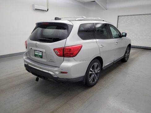 Used 2017 Nissan Pathfinder Platinum AWD/4WD image 9