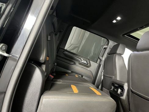 Used 2025 GMC Sierra 3500 AT4 w/ AT4 Premium Plus Package image 31