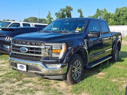 Used 2021 Ford F150 Lariat w/ Trailer Tow Package AWD/4WD image 3