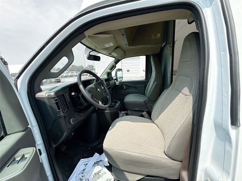 New 2024 Chevrolet Express 3500 w/ Power Convenience Package RWD image 16