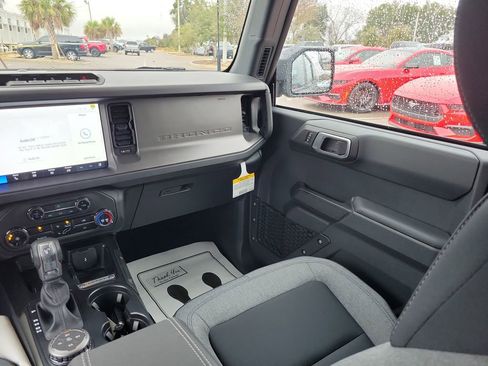 New 2025 Ford Bronco 4-Door w/ Sasquatch Package image 12