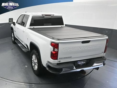 Used 2020 Chevrolet Silverado 2500 LT w/ Texas Edition AWD/4WD image 13