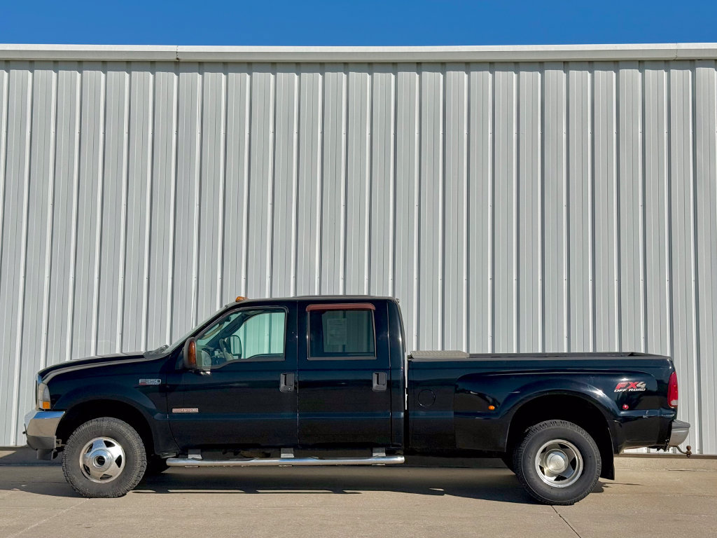 Used 2003 Ford F350 Lariat AWD/4WD image 3