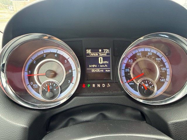 Used 2016 Chrysler Town & Country Touring w/ Driver Convenience Group FWD image 18