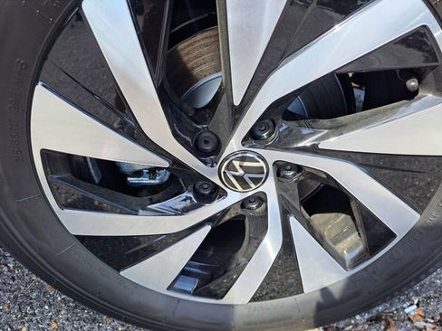 New 2025 Volkswagen Tiguan S image 20