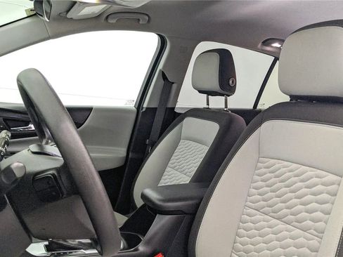 Used 2019 Chevrolet Equinox LT image 17