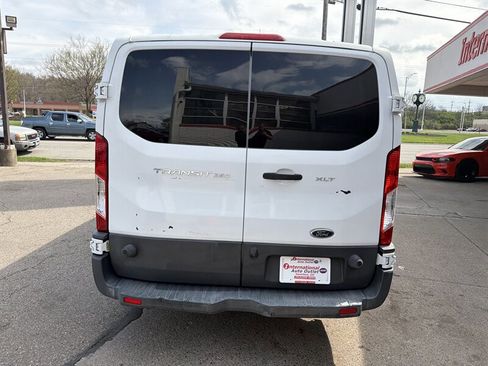 Used 2017 Ford Transit 350 XLT image 7