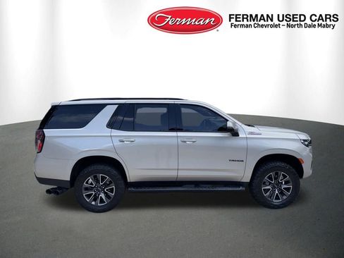 Used 2021 Chevrolet Tahoe Z71 w/ Luxury Package AWD/4WD image 9
