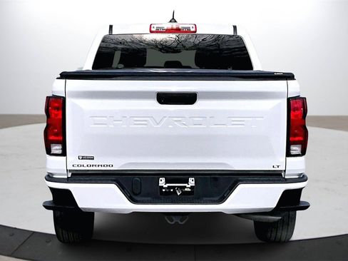 Used 2024 Chevrolet Colorado LT image 7