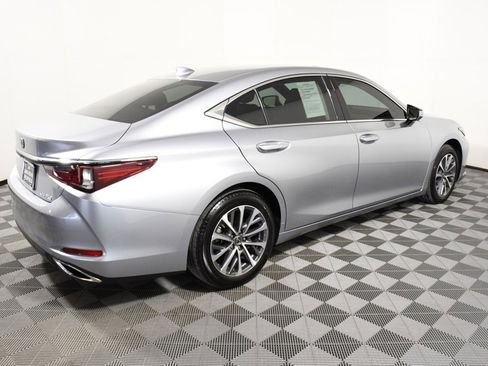 Used 2023 Lexus ES 350 w/ Premium Package image 7