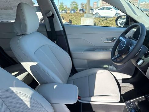 New 2026 Hyundai Kona SEL Premium image 12