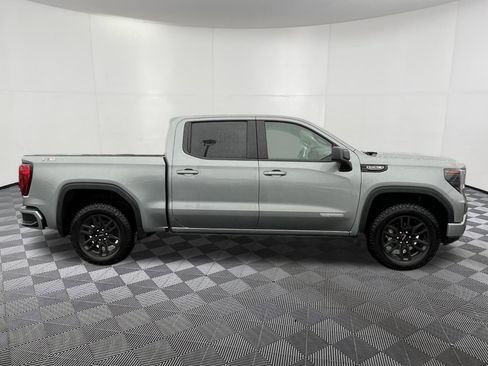 New 2026 GMC Sierra 1500 Elevation image 7